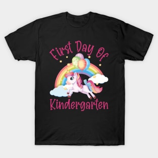 Lovely Unicorn and Rainbow | First Day of Kindergarten T-Shirt